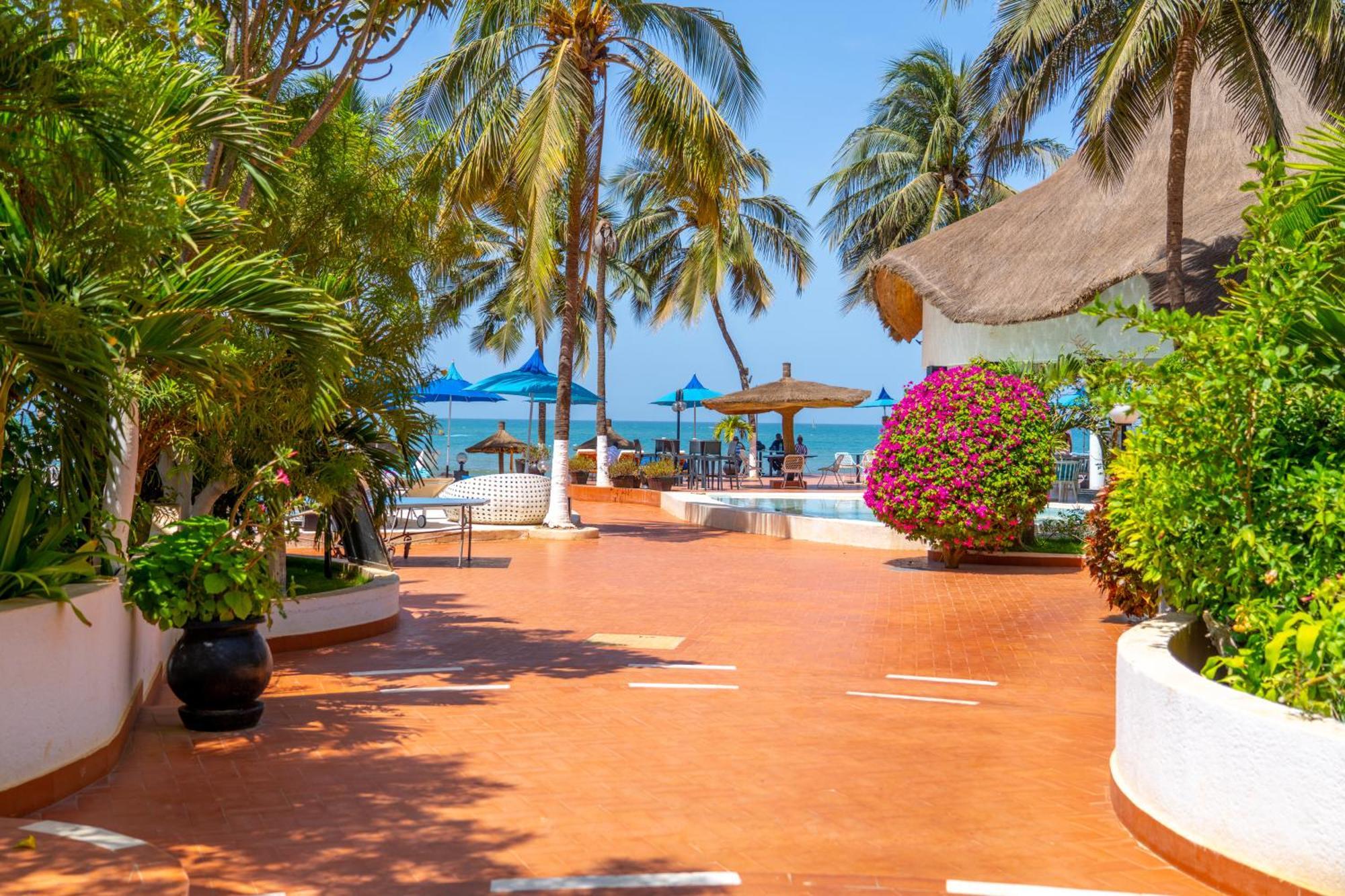 Hotel Africa Queen โซโมน ภายนอก รูปภาพ